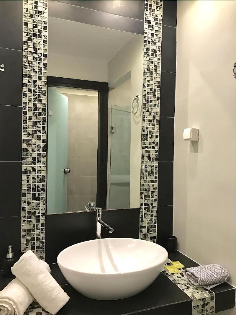 Queen Boutique Suites Mykonos Town Buitenkant foto