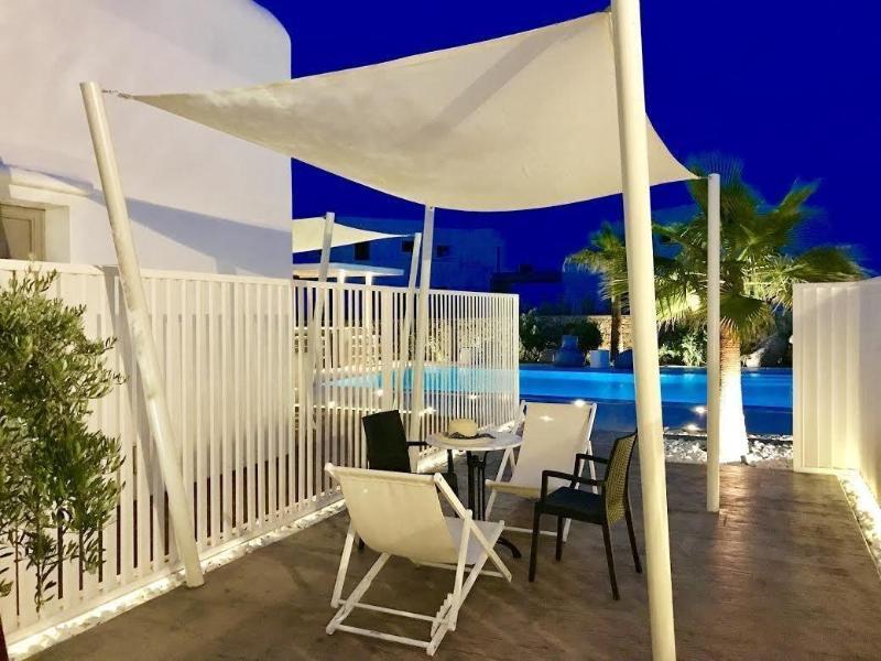 Queen Boutique Suites Mykonos Town Buitenkant foto