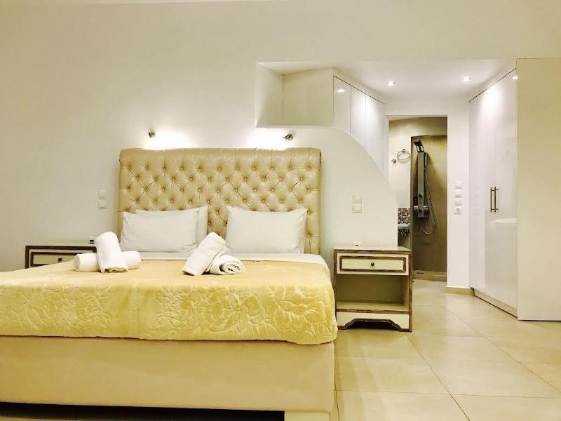 Queen Boutique Suites Mykonos Town Buitenkant foto