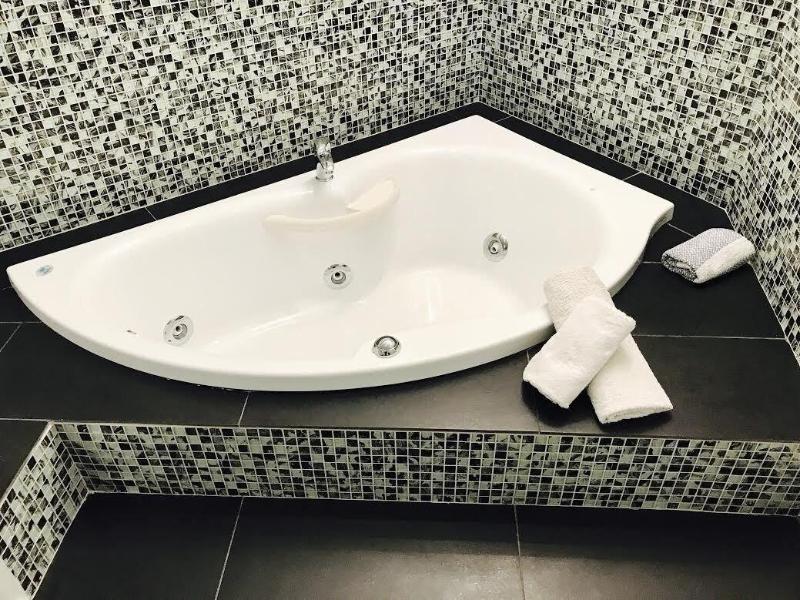 Queen Boutique Suites Mykonos Town Buitenkant foto
