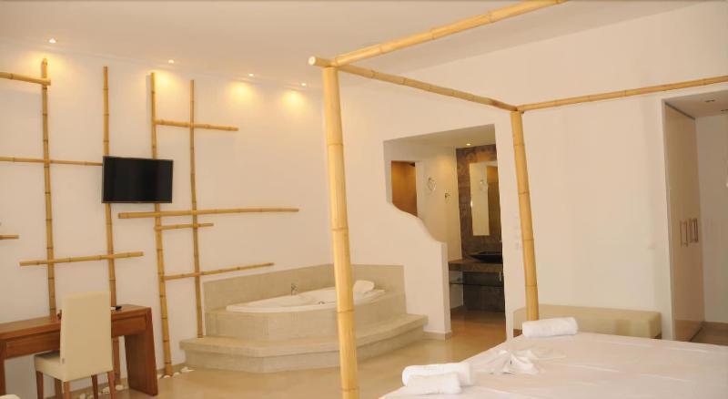 Queen Boutique Suites Mykonos Town Buitenkant foto
