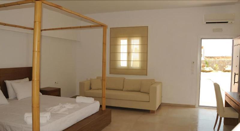 Queen Boutique Suites Mykonos Town Buitenkant foto