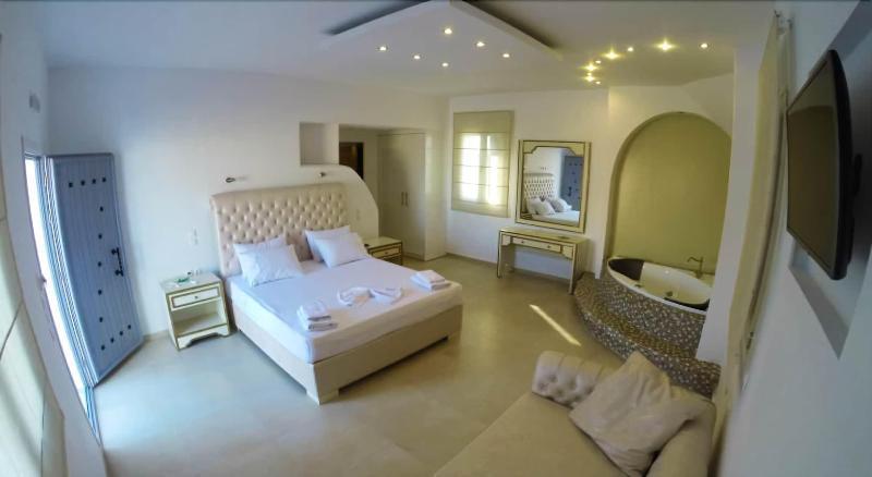 Queen Boutique Suites Mykonos Town Buitenkant foto