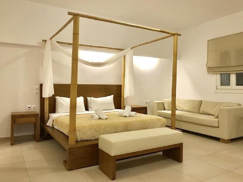 Queen Boutique Suites Mykonos Town Buitenkant foto