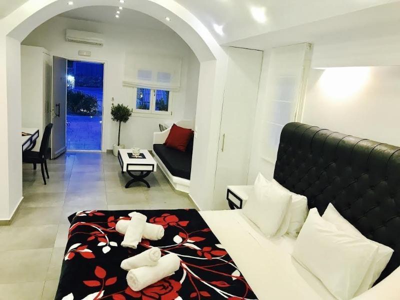 Queen Boutique Suites Mykonos Town Buitenkant foto