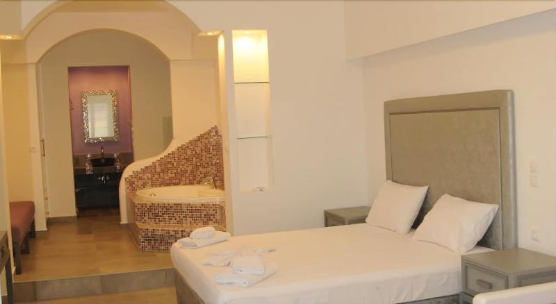 Queen Boutique Suites Mykonos Town Buitenkant foto