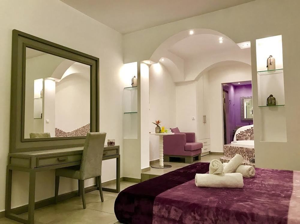 Queen Boutique Suites Mykonos Town Buitenkant foto