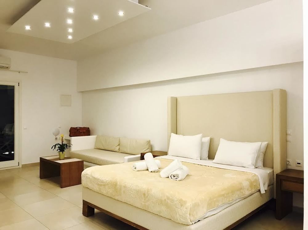 Queen Boutique Suites Mykonos Town Buitenkant foto