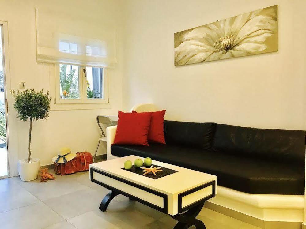 Queen Boutique Suites Mykonos Town Buitenkant foto