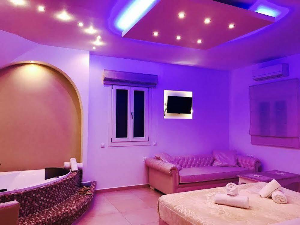 Queen Boutique Suites Mykonos Town Buitenkant foto